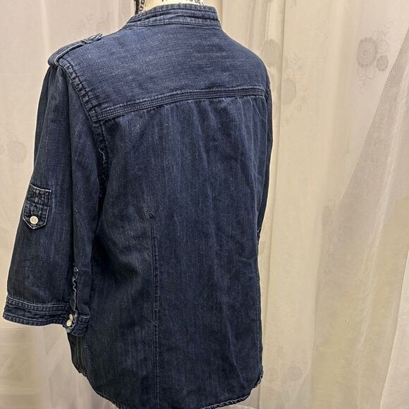 Denim Button-Up Jacket - Picture 3 of 4